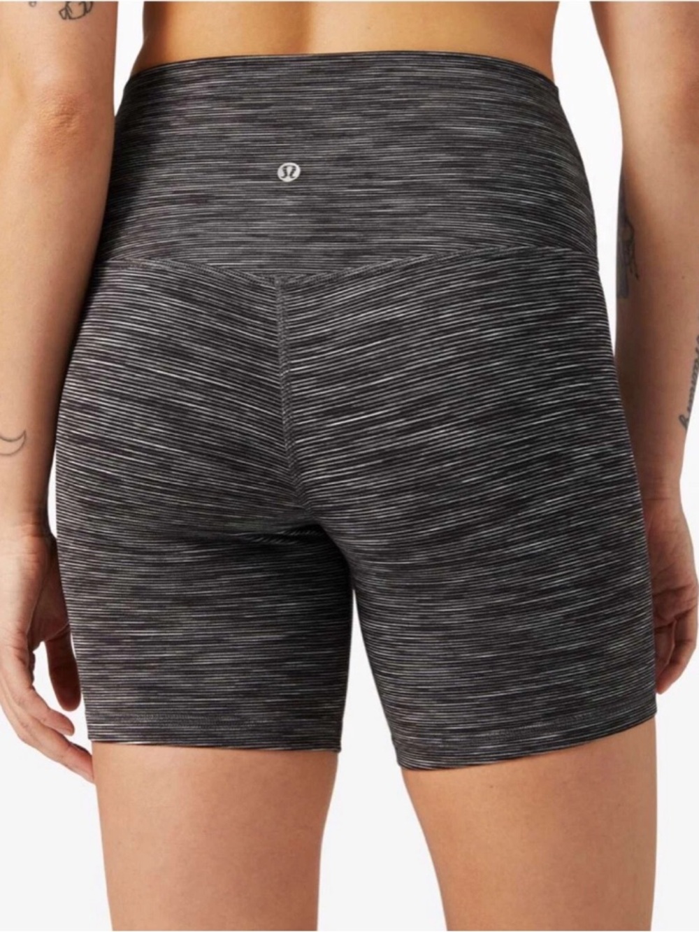LULULEMON HR Align Wee Are From Space Dark Carbon Ice Grey 6” Shorts Size 6 EUC!